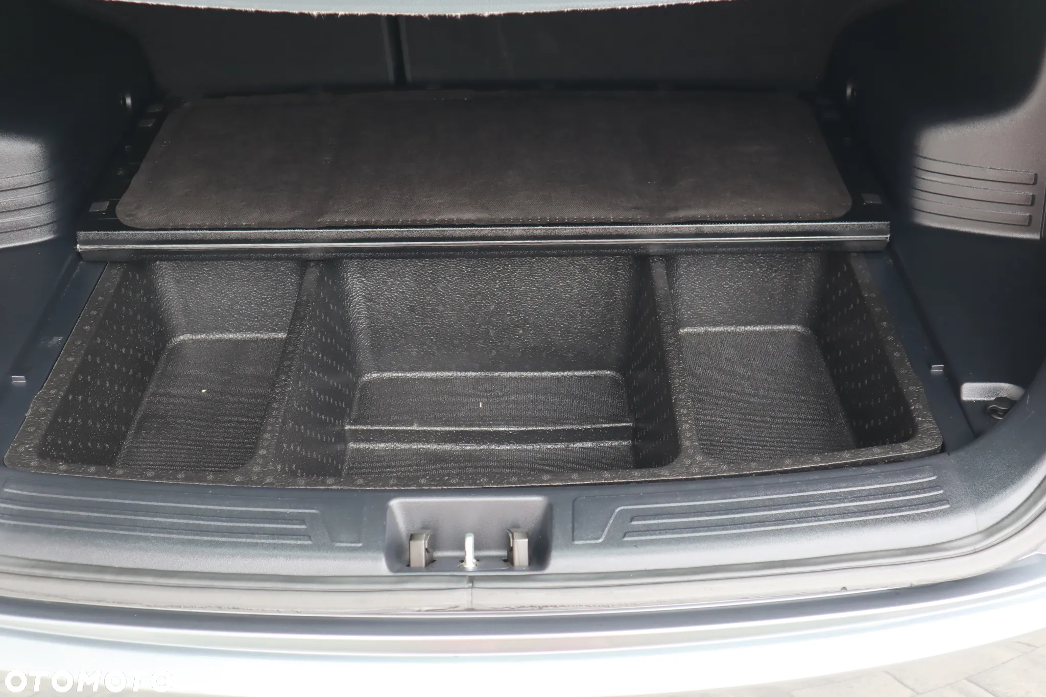 Hyundai ix35 1.6 2WD blue Trend - 20