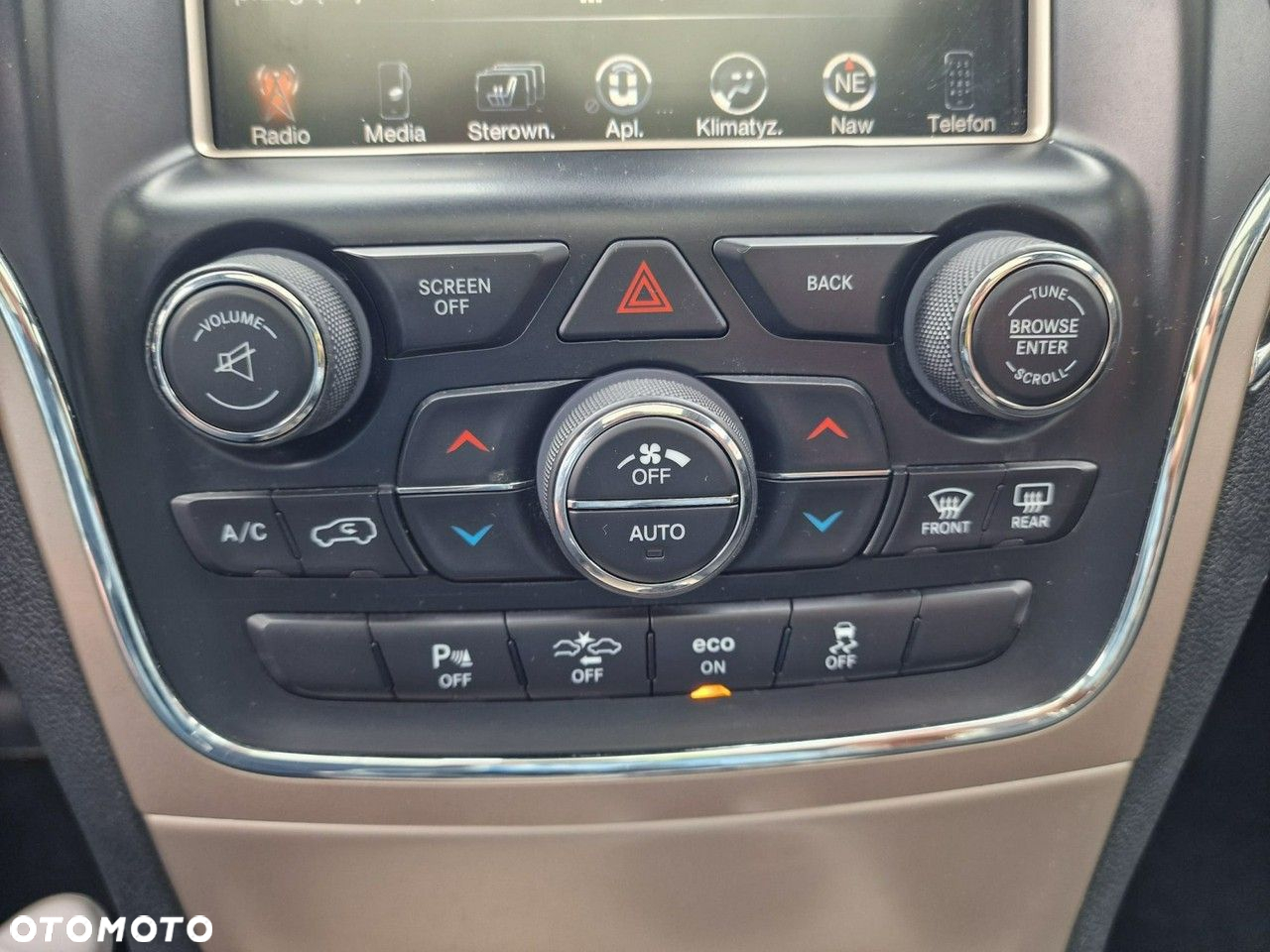 Jeep Grand Cherokee 3.6 V6 Overland - 29