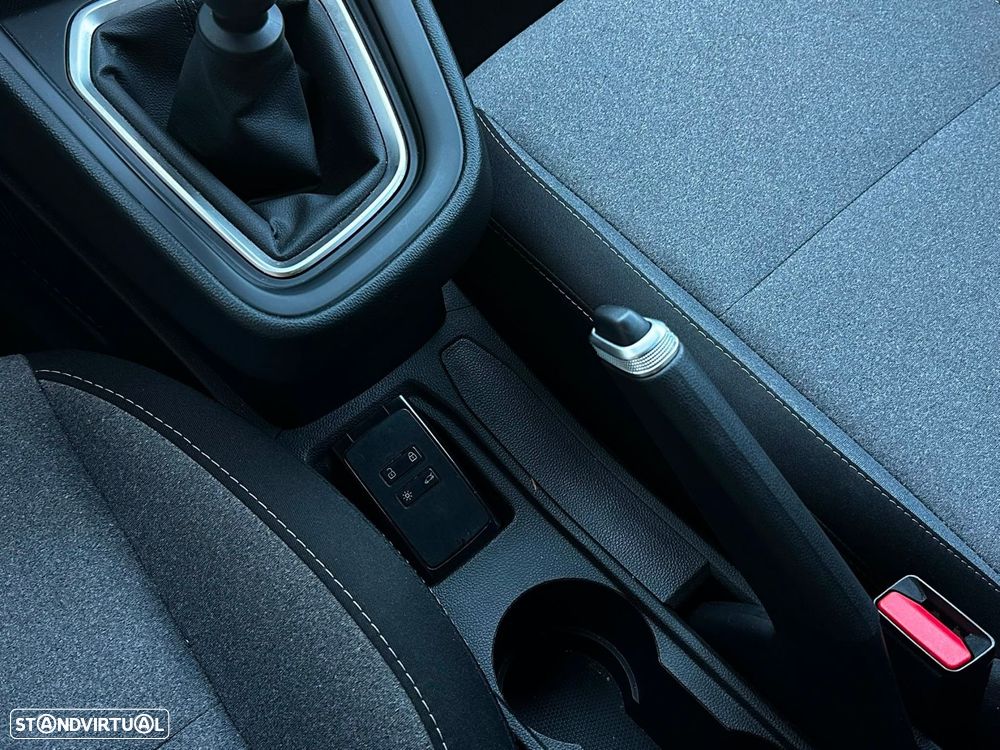 Mitsubishi Colt 1.0 MPI-T Kaiteki — fotografia 8