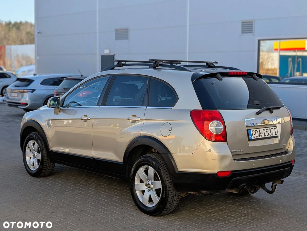Chevrolet Captiva 2.4 4WD 7 Sitzer LT - 2