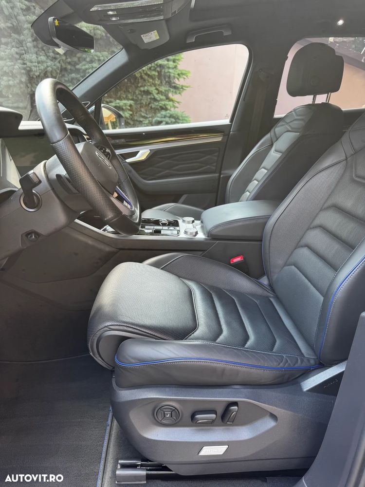 Volkswagen Touareg - 5