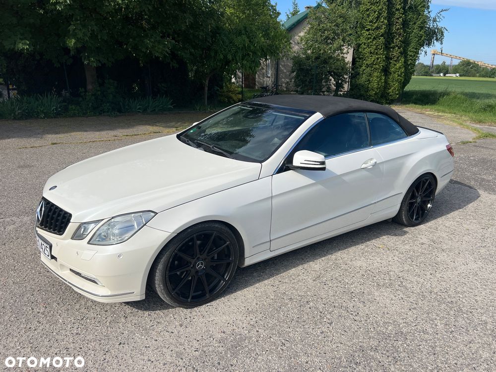 Mercedes-Benz Klasa E 250 CGI BlueEFFICIENCY Automatik Avantgarde - 26