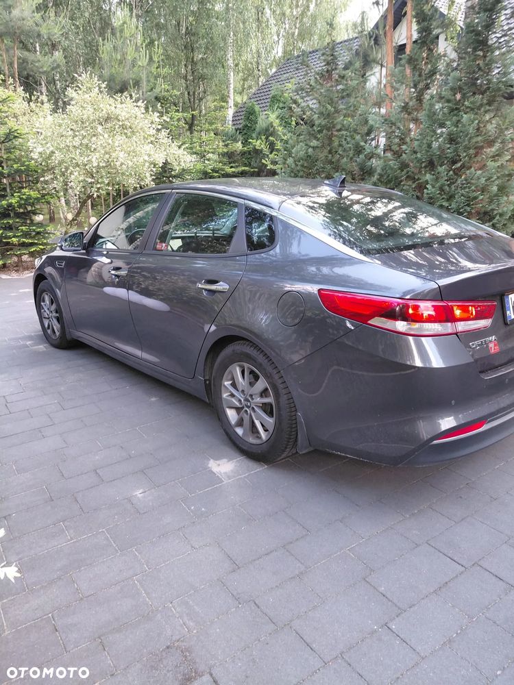 Kia Optima - 2