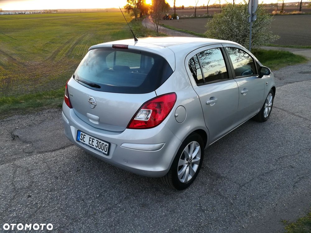Opel Corsa 1.4 16V Edition 111 Jahre - 5