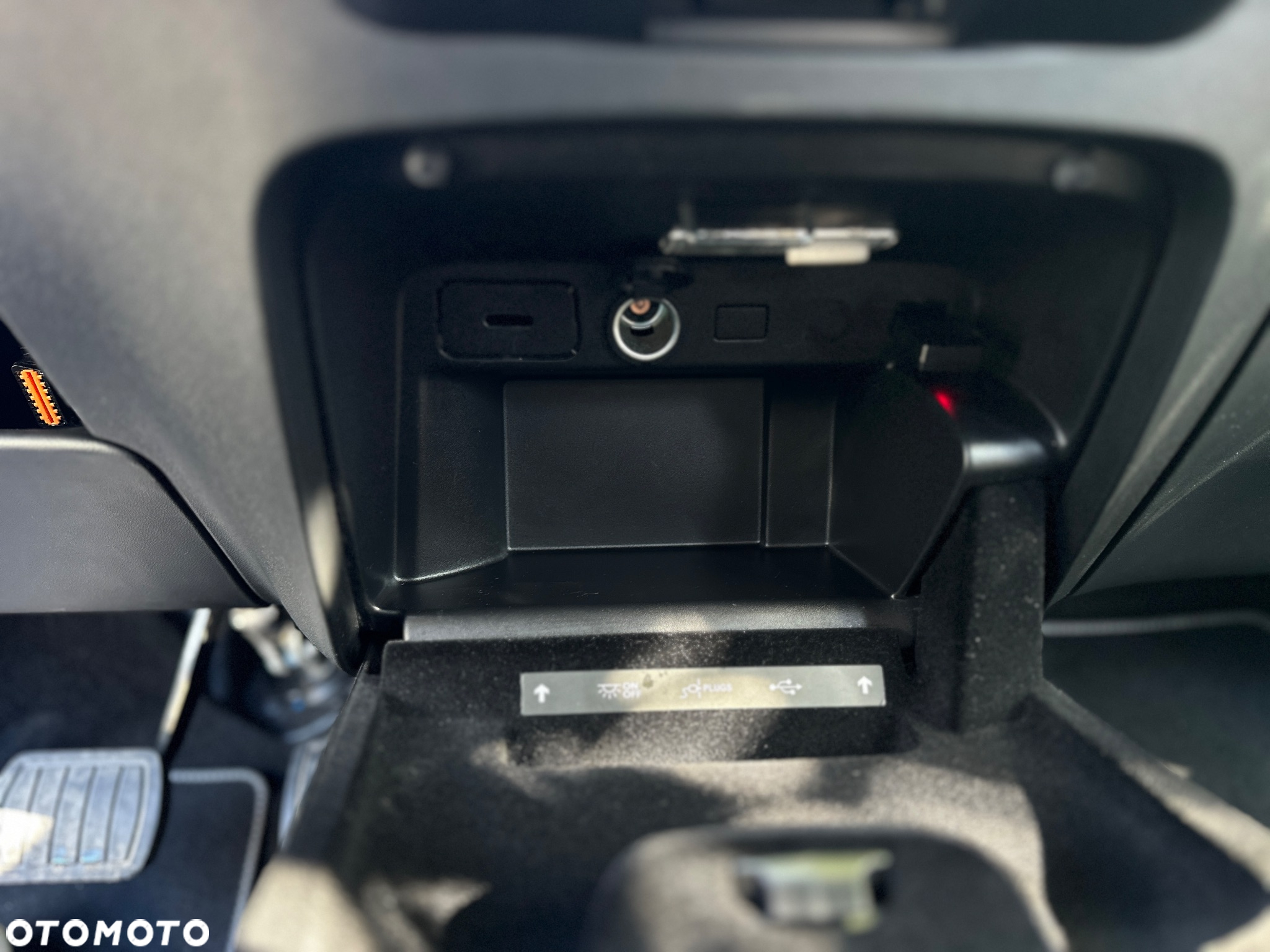Citroën C4 SpaceTourer Grand 1.5 BlueHDi Feel S&S EAT8 - 35