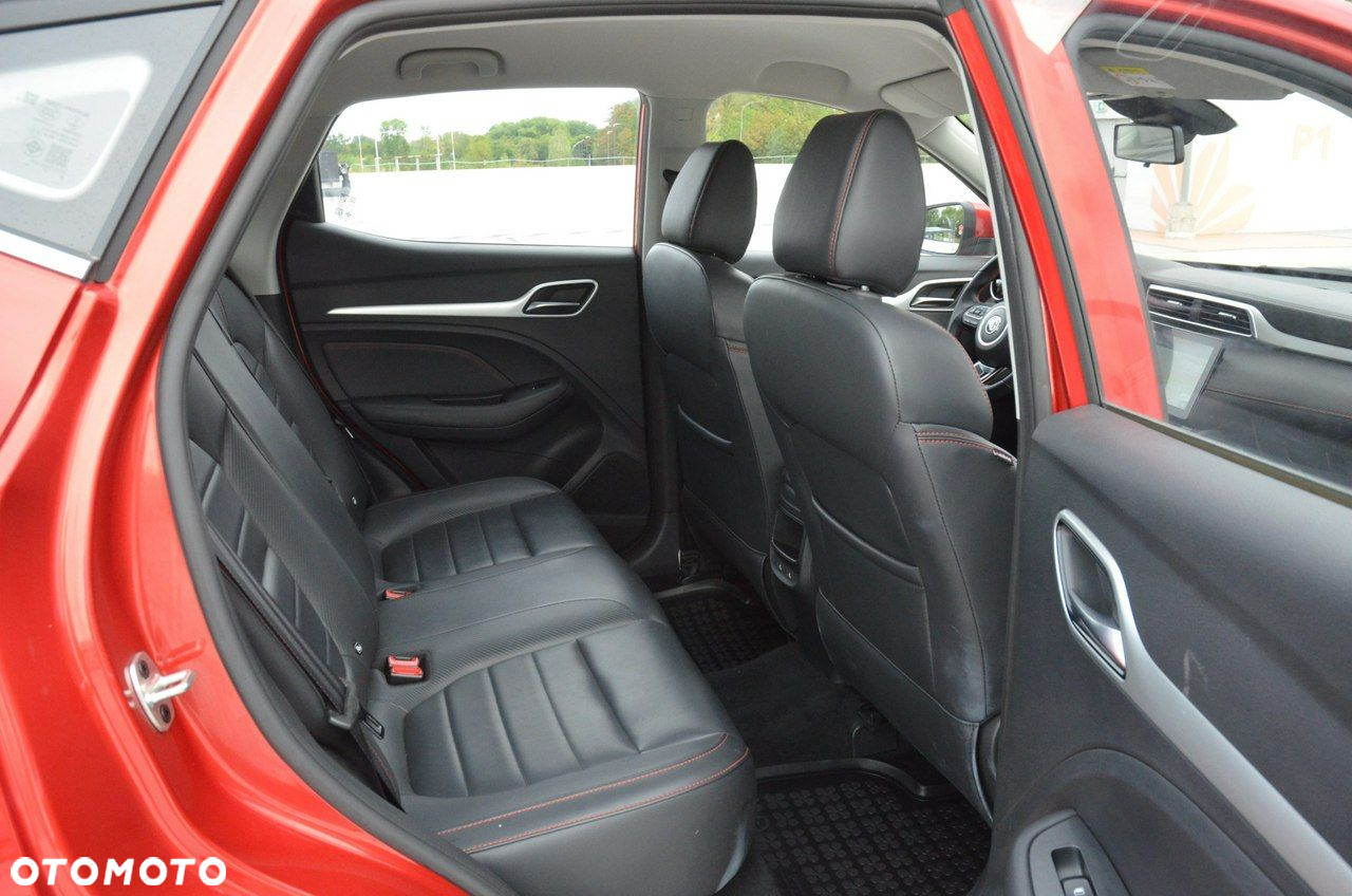 MG ZS - 29