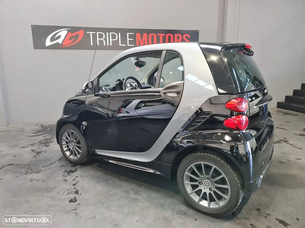Smart ForTwo Coupé 1.0 mhd Passion 71 - 16