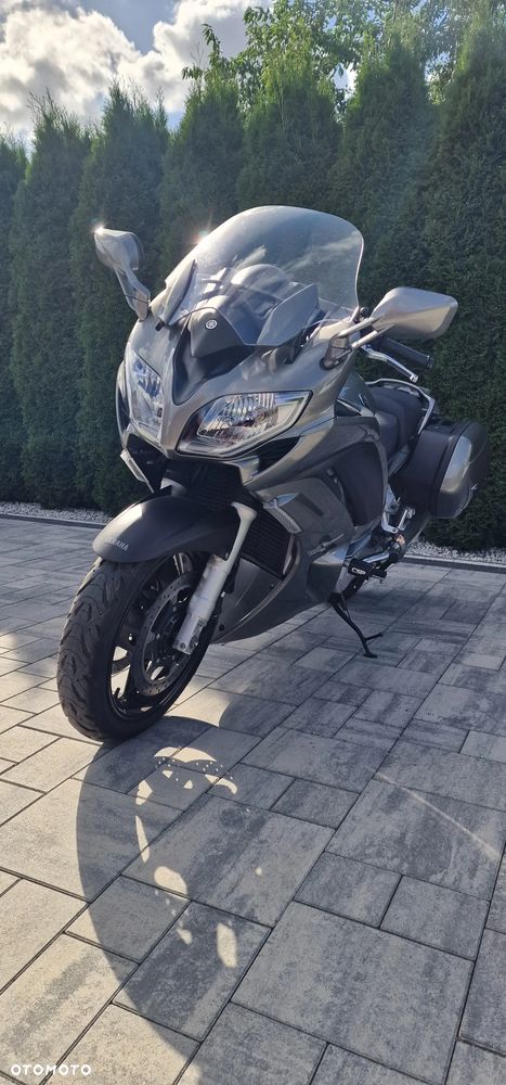 Yamaha FJR - 10