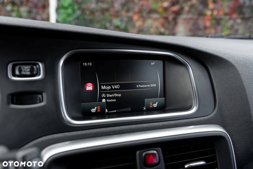 Volvo V40 Cross Country T4 AWD Geartronic Momentum - 39