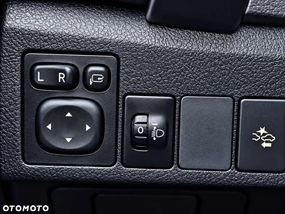 Toyota Auris 1.8 VVT-i Automatik Style Selection - 18