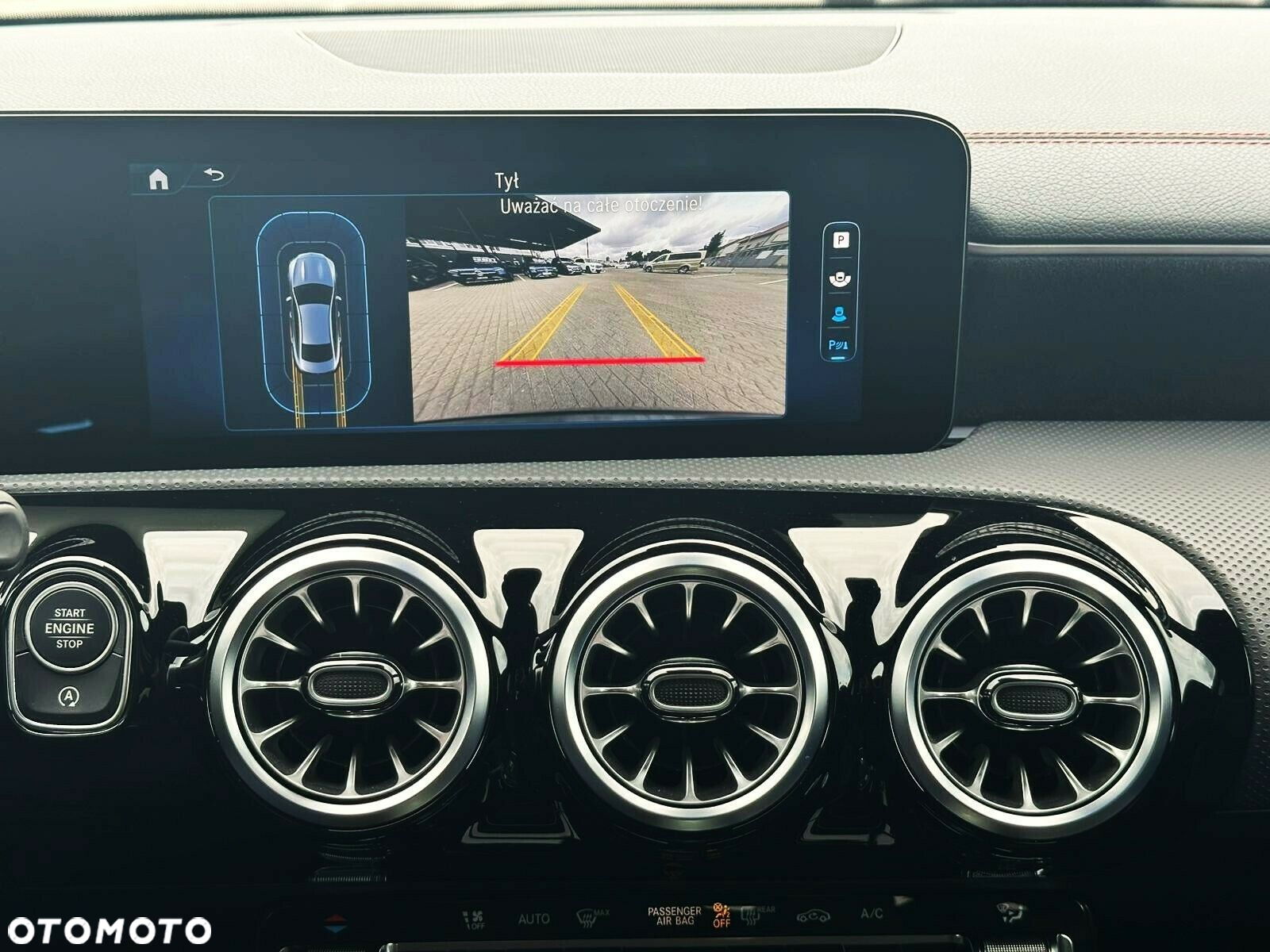 Mercedes-Benz CLA - 11