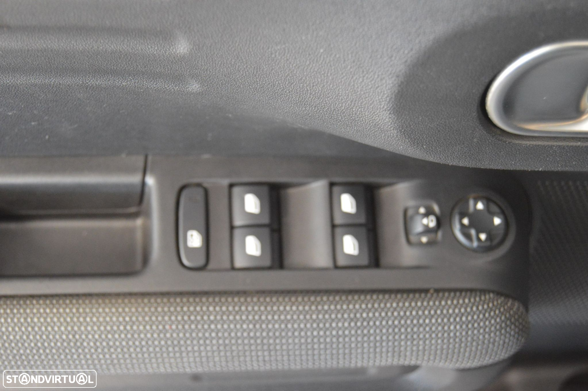 Citroën C3 Aircross 1.5 BlueHDi Shine EAT6 S&S - 26