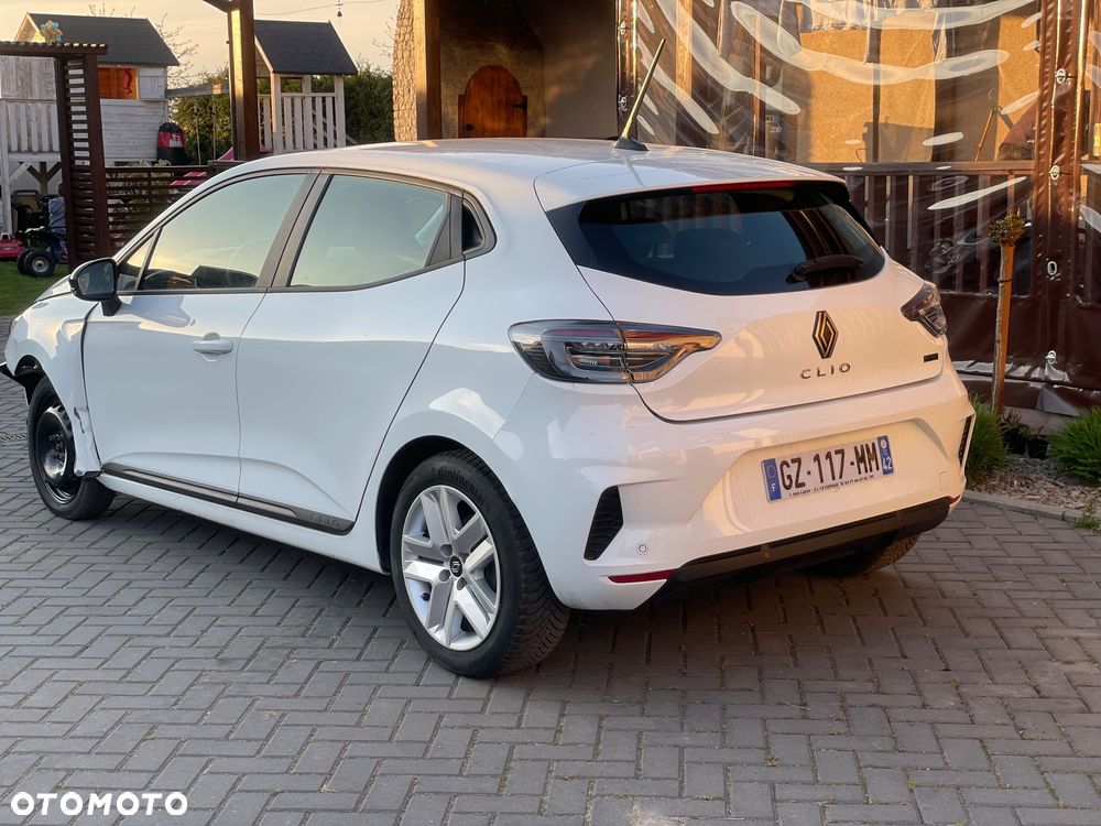 Renault Clio 1.6 E-TECH Full Hybrid 145 Evolution - 6