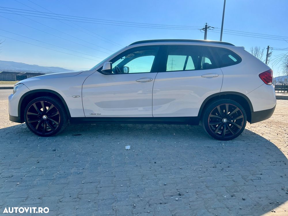 BMW X1 xDrive18d - 10