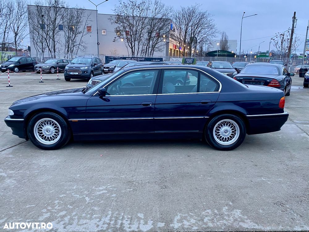 BMW Seria 7 740iA - 7