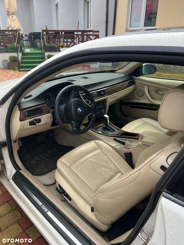 BMW 3 Series 2008 photo 4