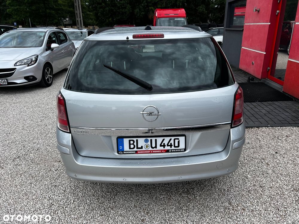 Opel Astra 1.6 Exklusiv - 33