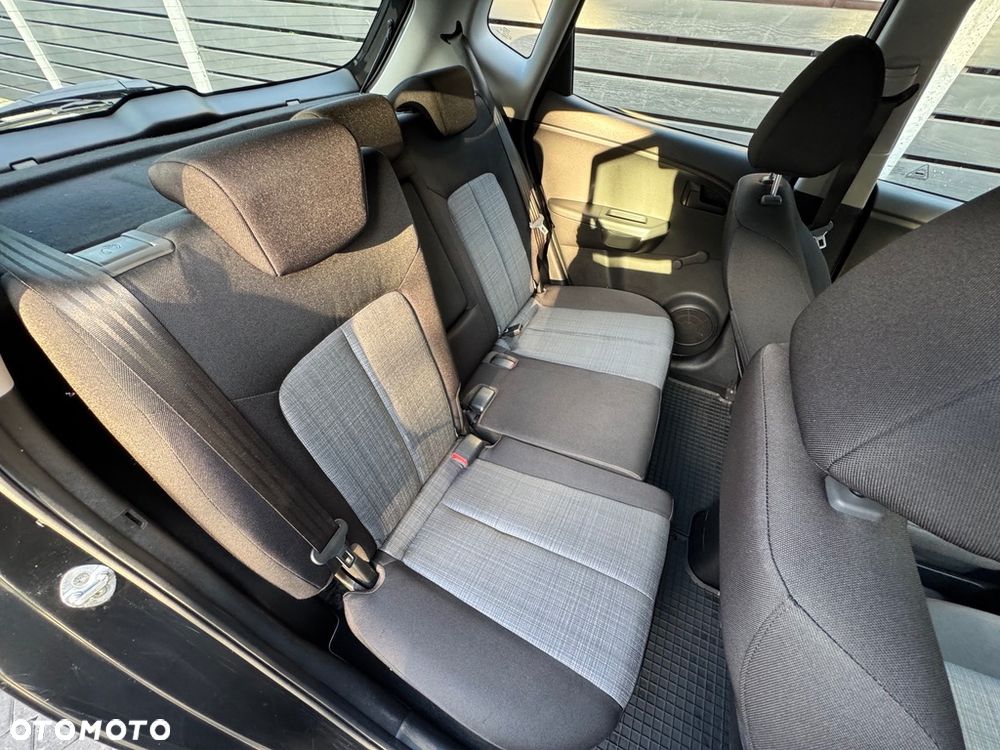 Kia Venga 1.4 M - 22