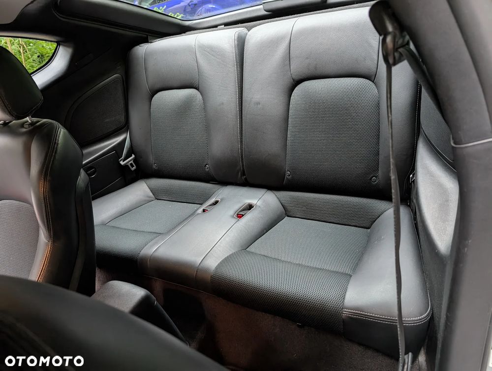 Hyundai Coupe - 23