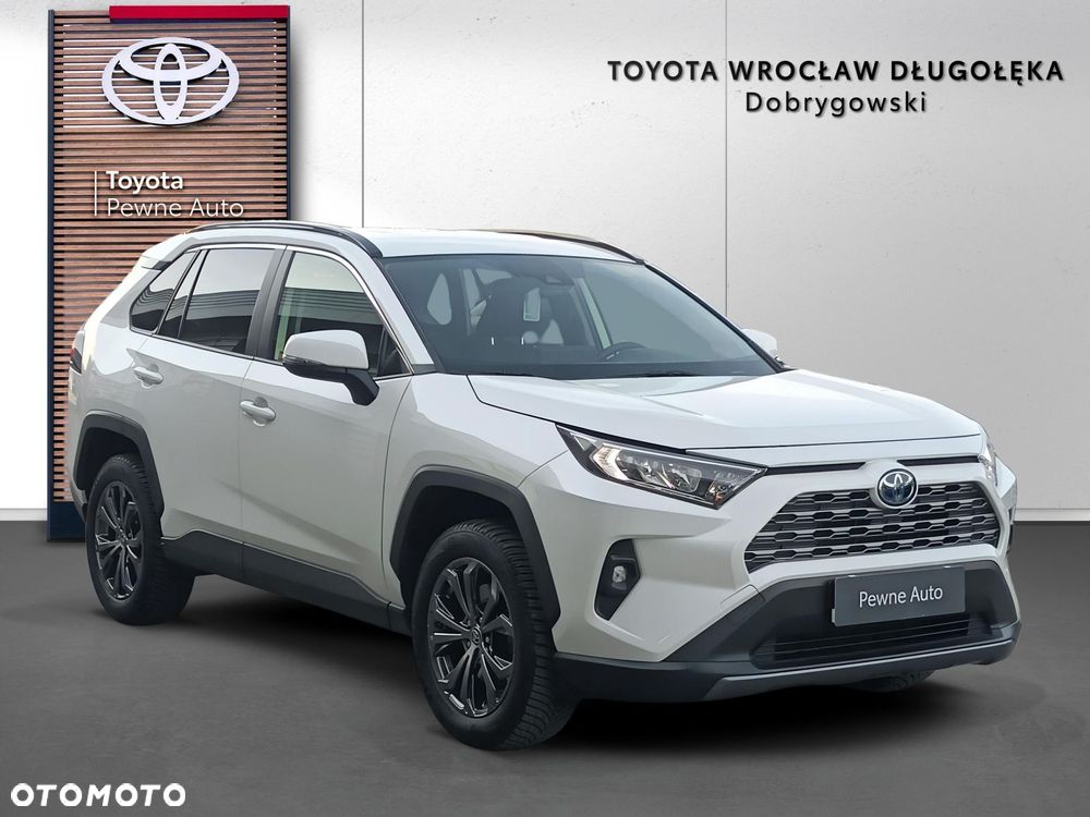 Toyota RAV4 - 1