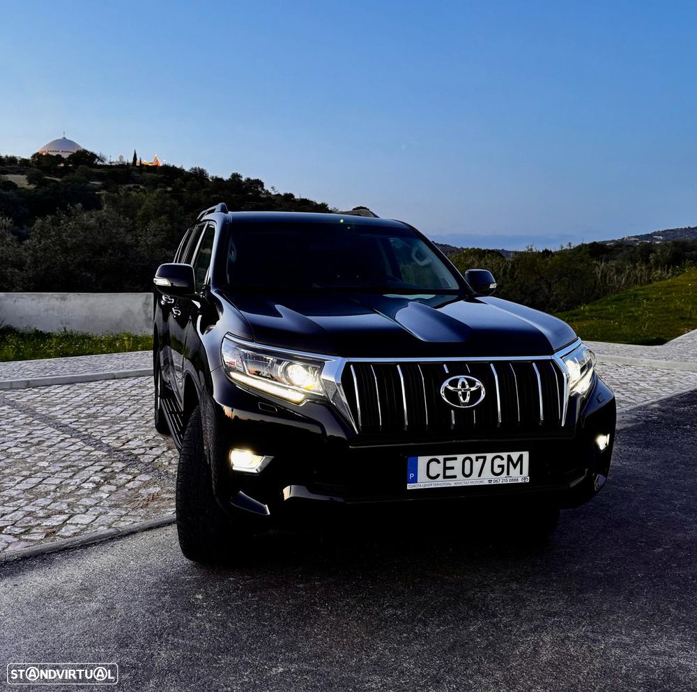 Toyota Land Cruiser 2.8 D-4D Auto Executive - 7