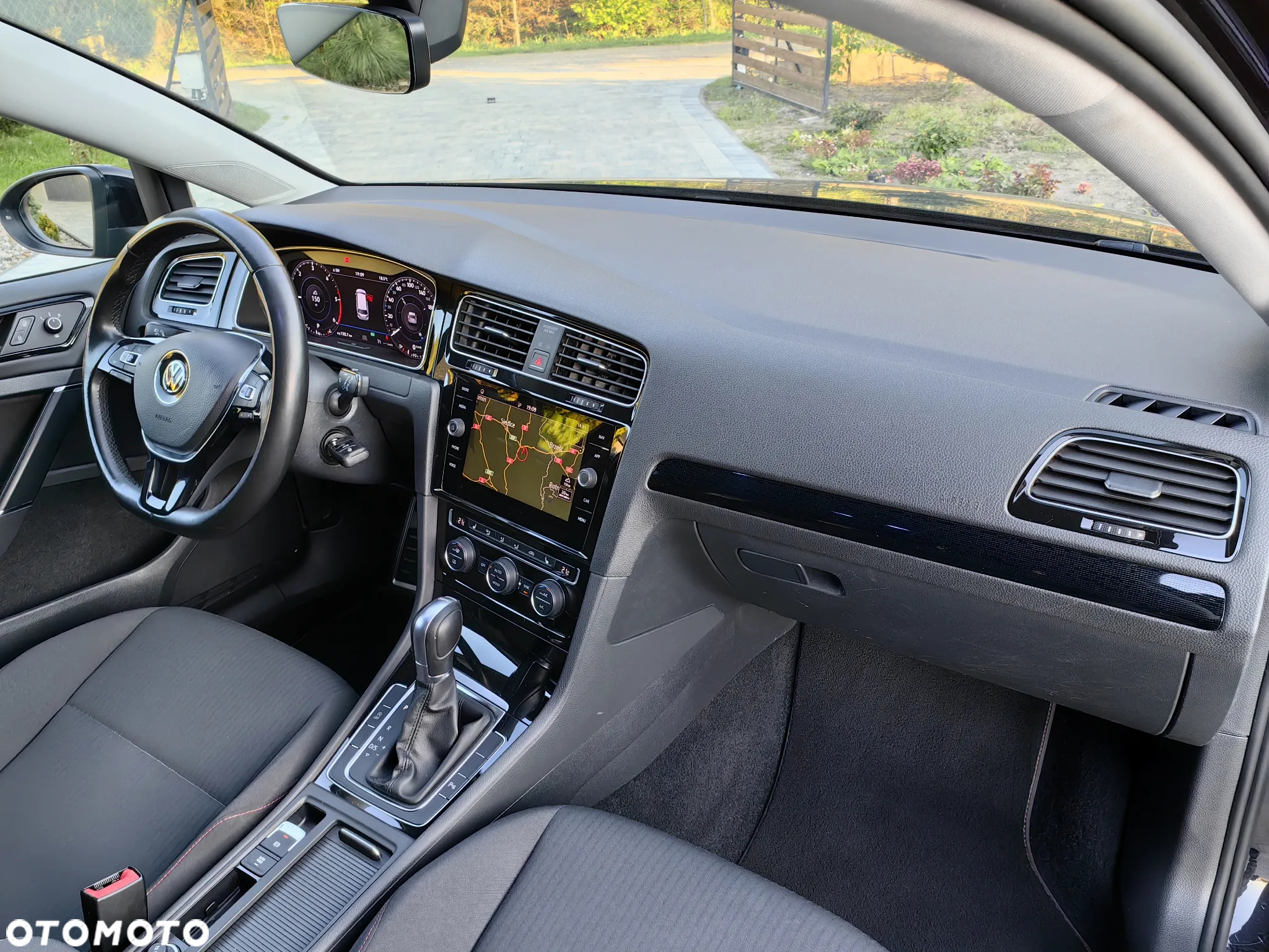 Volkswagen Golf 2.0 TDI DSG Sound - 5