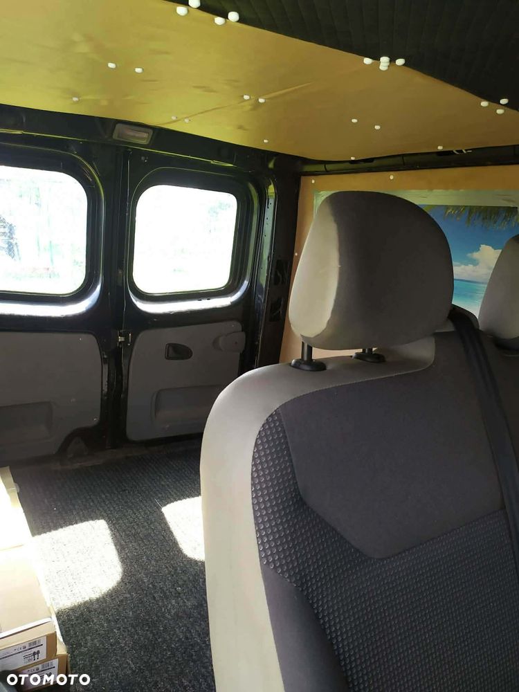 Opel Vivaro - 9