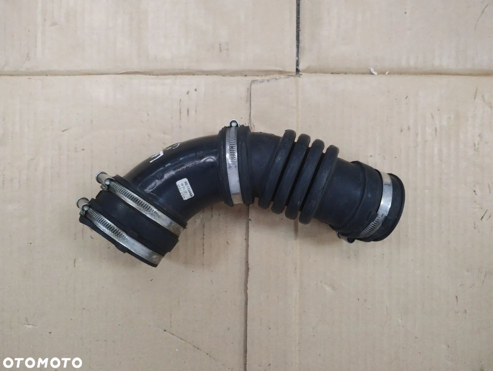 OPEL CORSA E 1.3 CDTI RURA DOLOT PRZEWÓD POWIETRZA 13427555 - 1