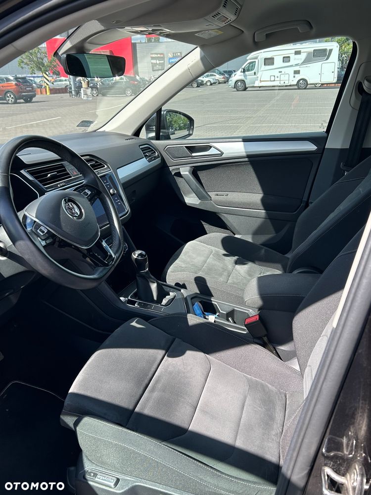 Volkswagen Tiguan 2.0 TDI BMT SCR Comfortline - 9
