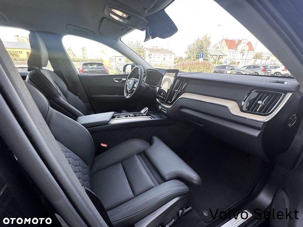 Volvo XC 60 - 30