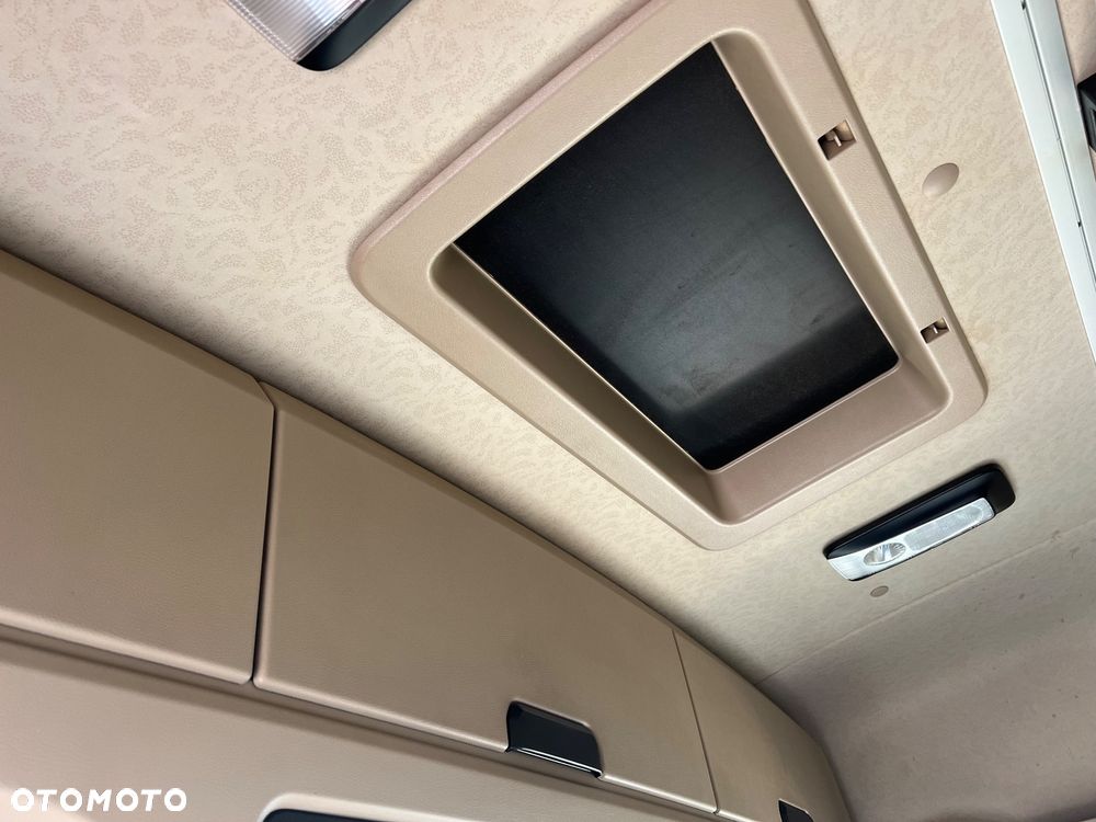 Mercedes-Benz ACTROS bez retardera prokontraktowy - 38