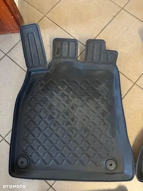 KOMPLET DYWANIKI GUMOWE AUDI A4 B8 A5 - 2