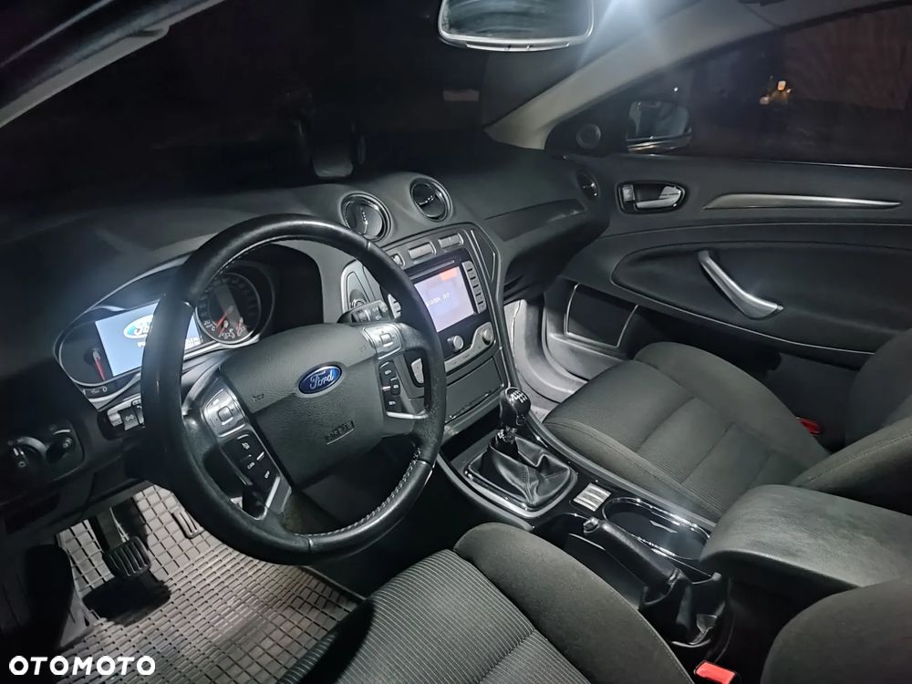 Ford Mondeo 2.0 TDCi Titanium - 8
