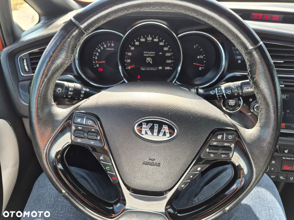 Kia Ceed 1.6 GDI Platinum Edition - 21