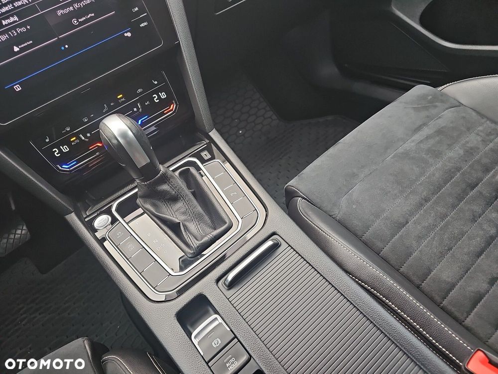 Volkswagen Passat - 17