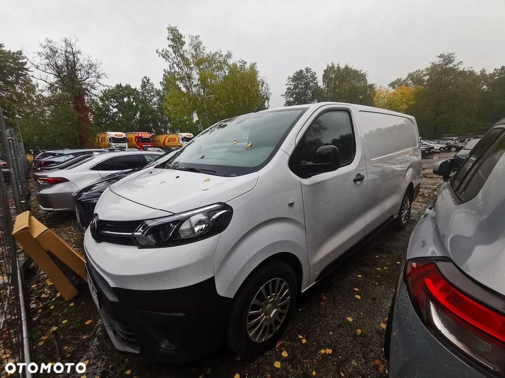 Toyota PROACE - 1