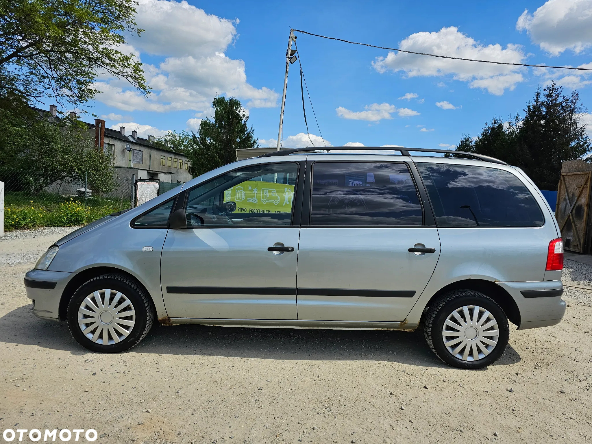 Ford Galaxy - 8