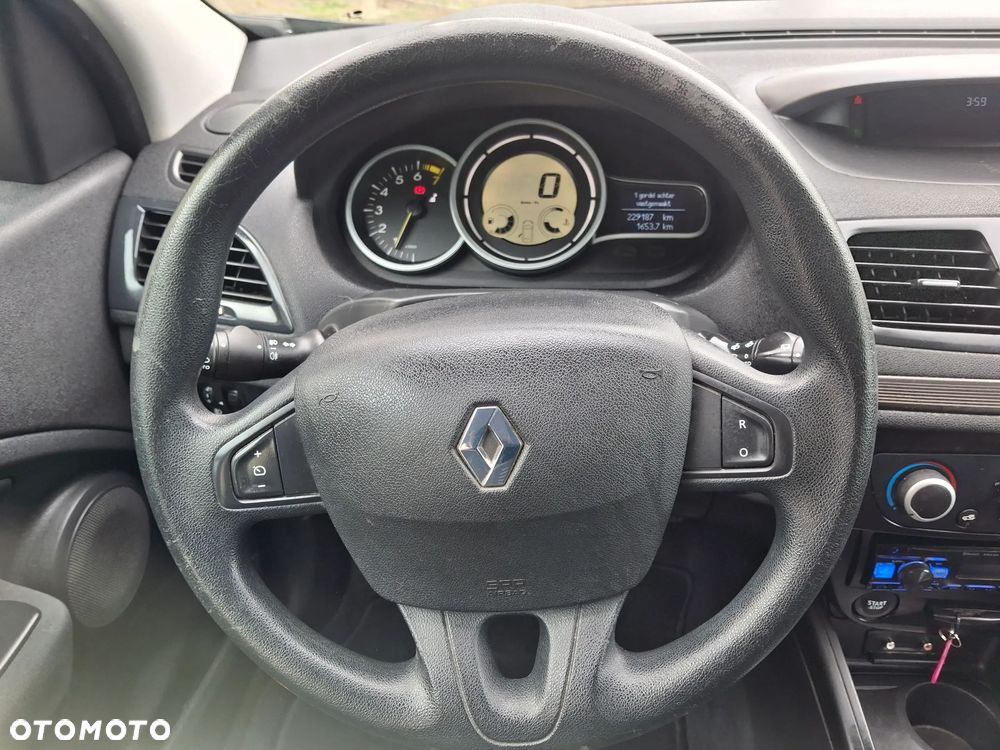 Renault Megane 1.6 16V 100 Authentique - 21