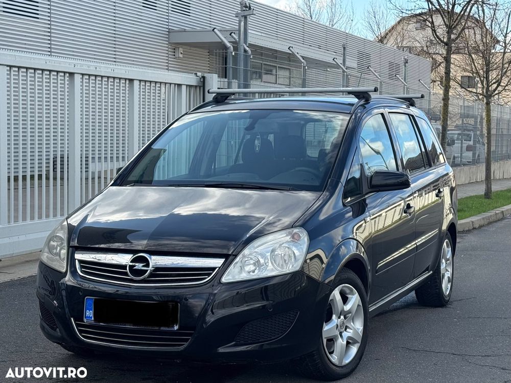 Opel Zafira 1.9 CDTI Cosmo - 1
