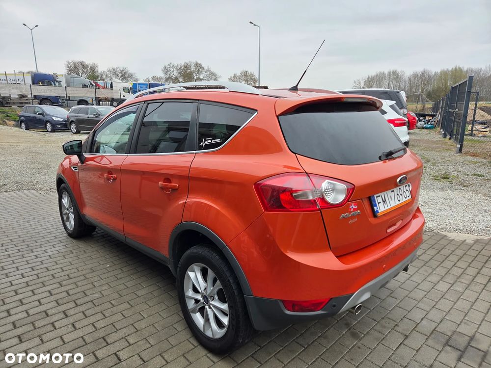 Ford Kuga 2.0 TDCi 4x4 Titanium - 10