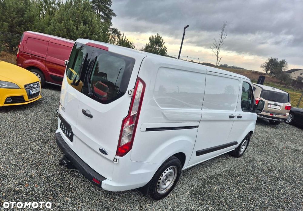 Ford Transit Custom - 27