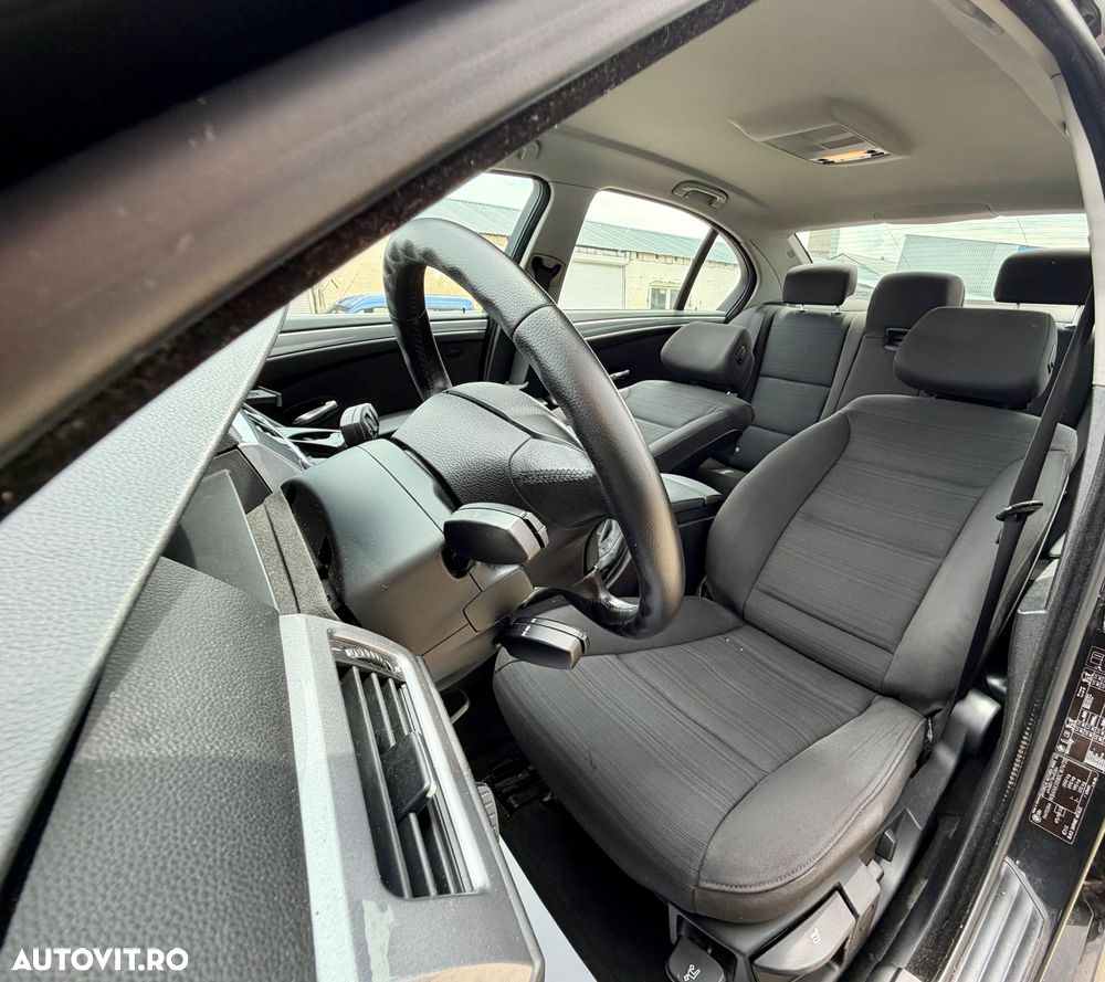 BMW Seria 5 520d Edition Lifestyle - 7