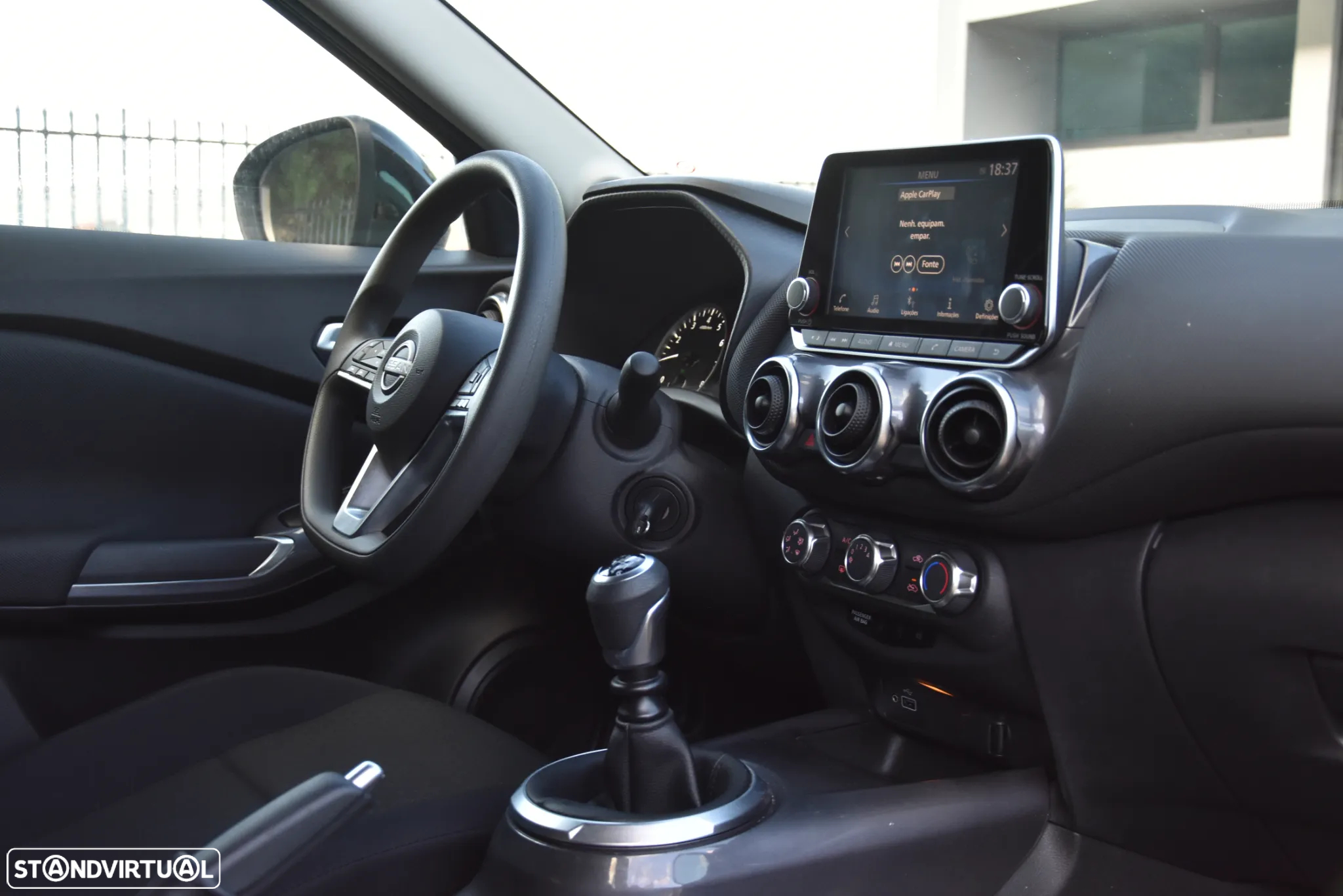 Nissan Juke 1.0 DIG-T Acenta - 19