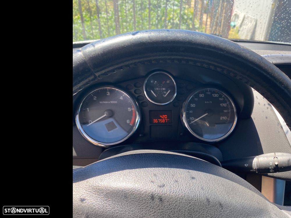 Peugeot 207 1.4 HDi Sport - 6