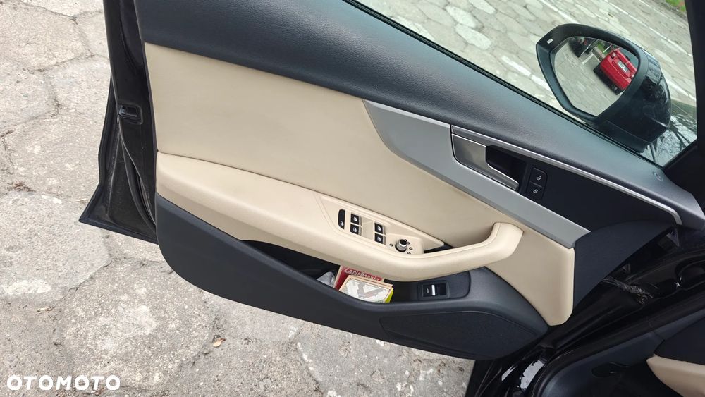 Audi A4 Limousine 35 TFSI S tronic - 17