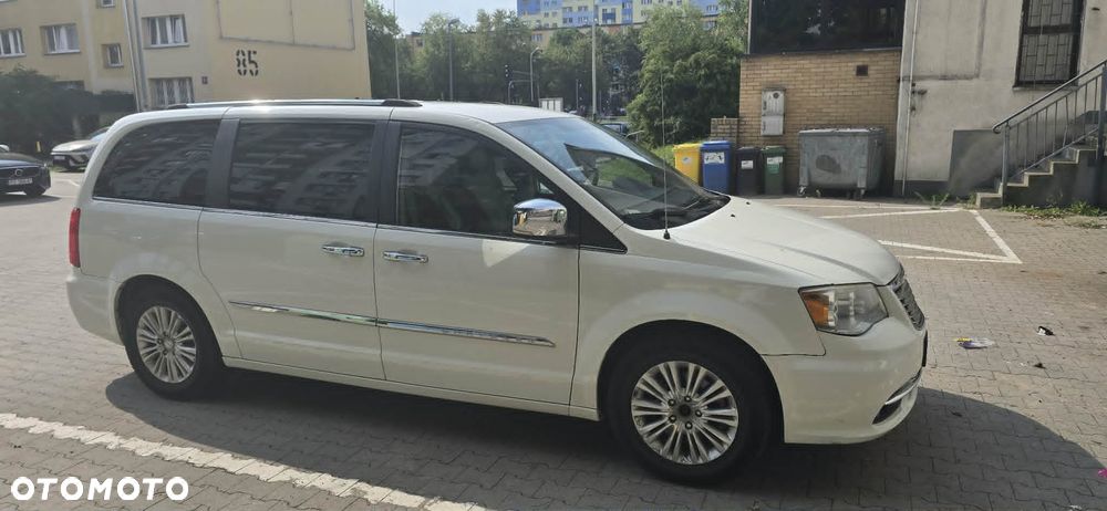 Chrysler Town & Country 3.6 Limited - 2