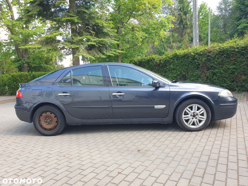 Renault Laguna 2.0 dCi Initiale - 5