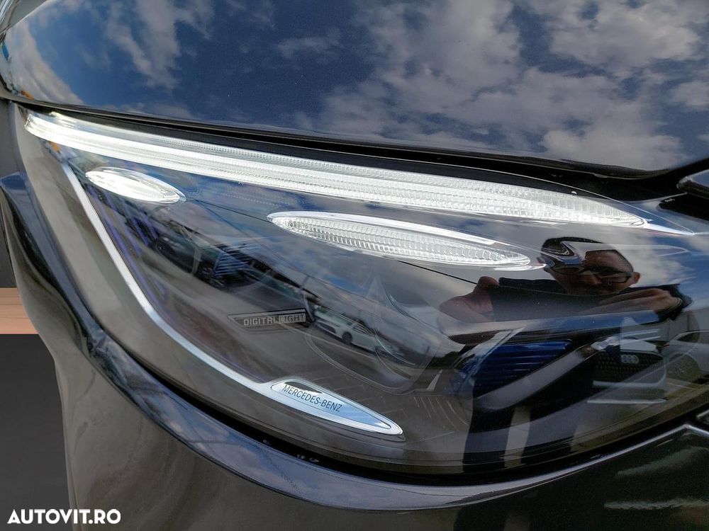 Mercedes-Benz GLC Coupe 300 e 4MATIC - 17