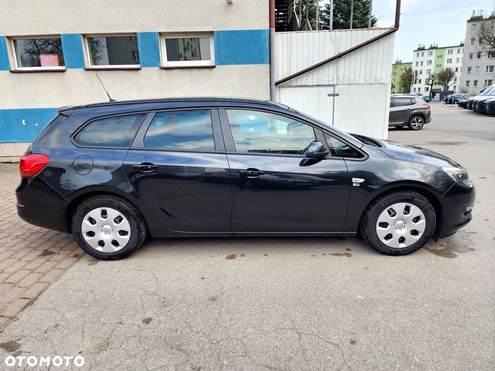 Opel Astra 1.4 Turbo 150 Jahre - 7