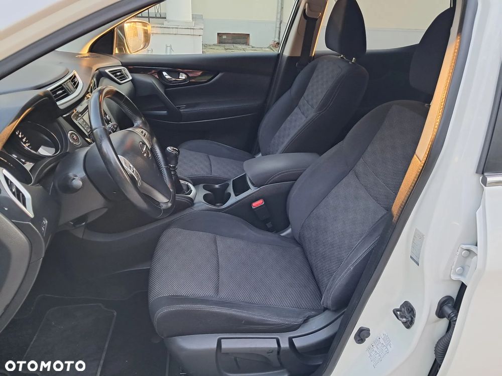 Nissan Qashqai - 10